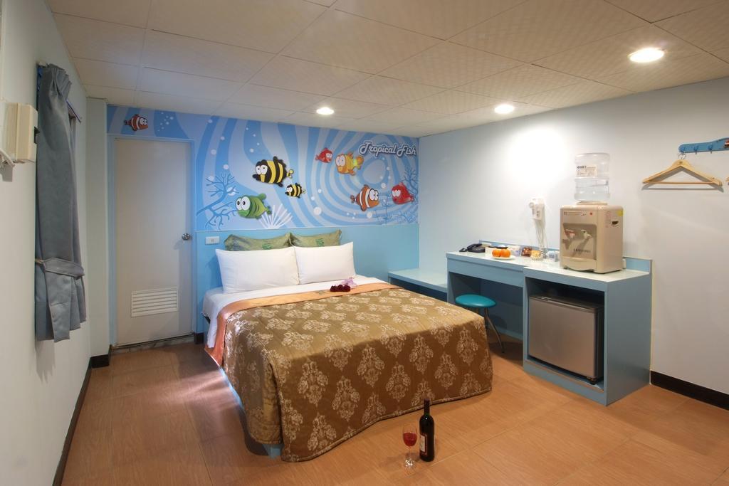 Tong Bing Express Hotel Kota Hsinchu Ruang foto